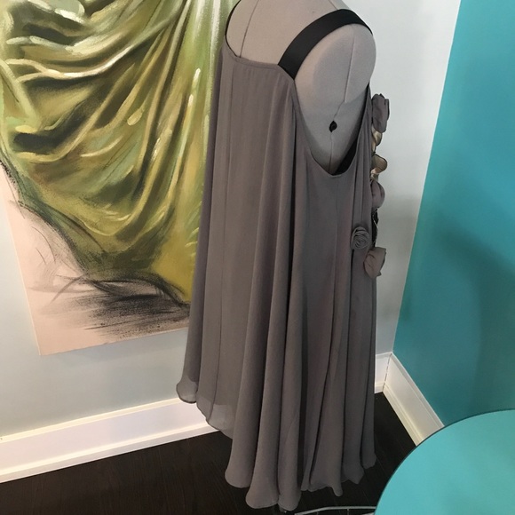 Grey Chiffon Marciano dress - Picture 4 of 4